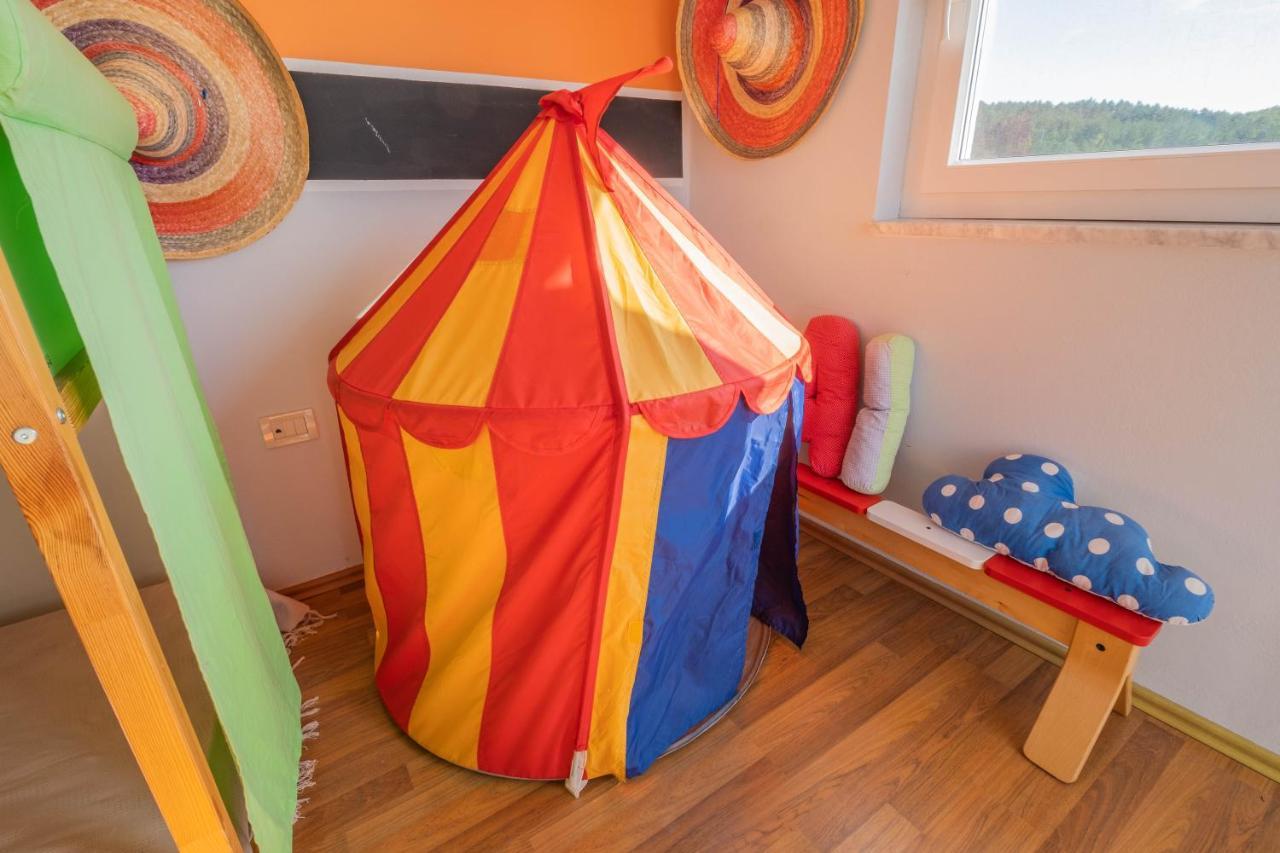 Apartman Ahel ヤドラニヴォ エクステリア 写真