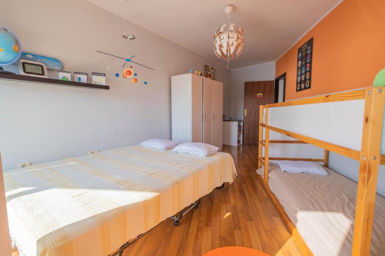 Apartman Ahel ヤドラニヴォ エクステリア 写真